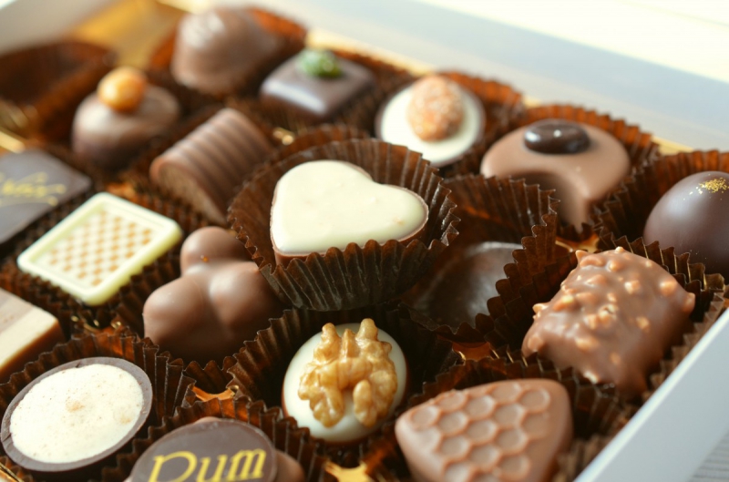 confiserie-ST MARTIN DU VAR-min_chocolates_food_candy_calories_nibble_chocolate_heart-782043